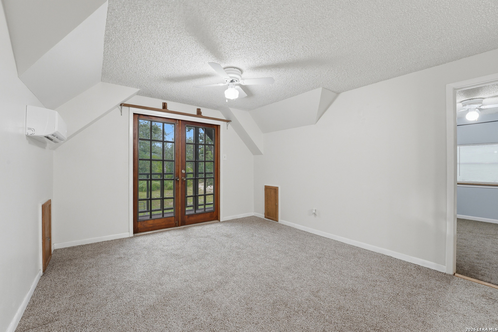 8606 State Highway 123 N Stockdale TX 78160