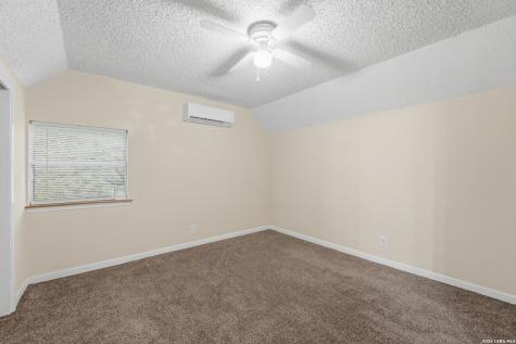 8606 State Highway 123 N Stockdale TX 78160