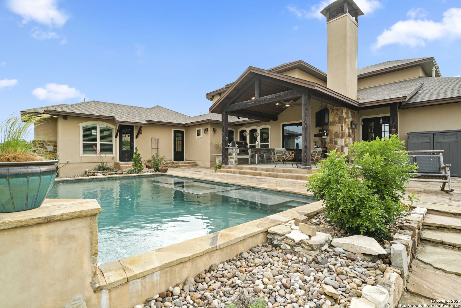 189 Dry Bear Creek New Braunfels TX 78132