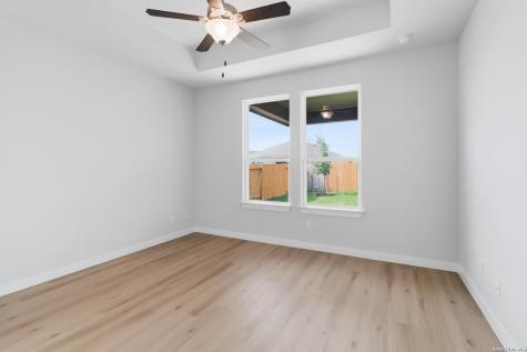 619 River Run Way San Antonio TX 78219