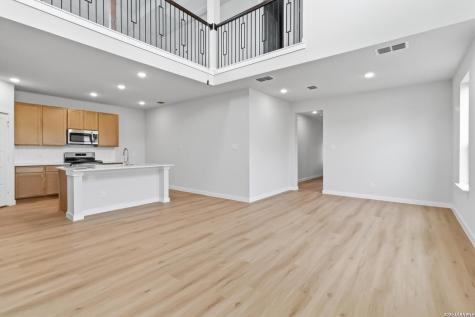 619 River Run Way San Antonio TX 78219