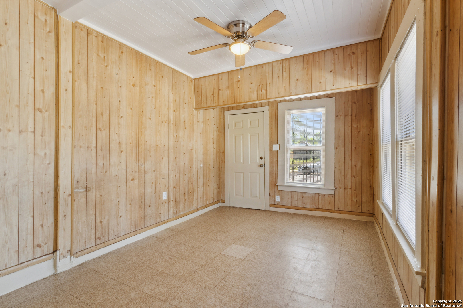 2121 San Fernando San Antonio TX 78207