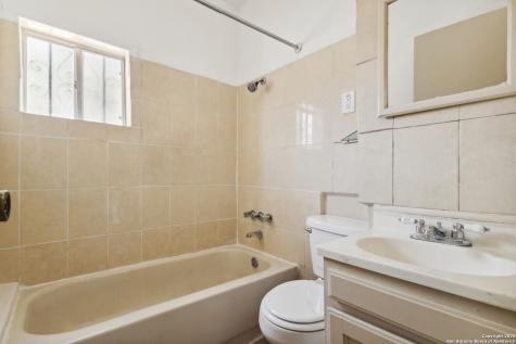 2121 San Fernando San Antonio TX 78207