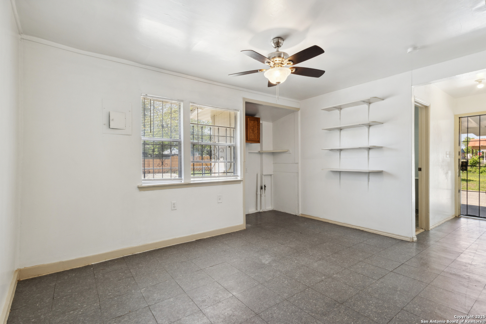 2121 San Fernando San Antonio TX 78207