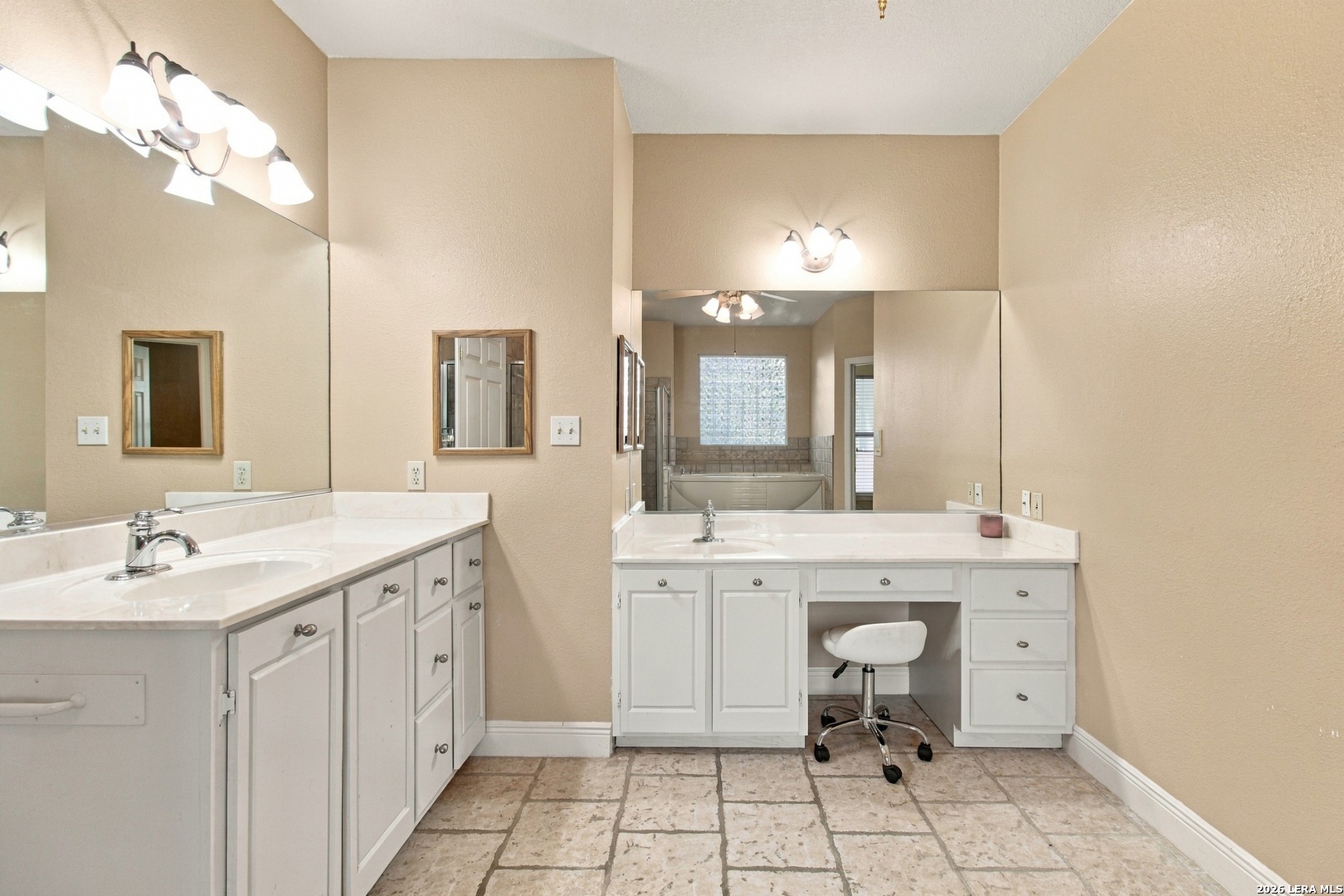26110 Alto Oaks San Antonio TX 78255