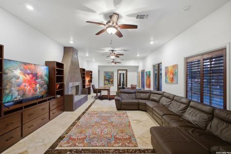 1426 Napier Avenue San Antonio TX 78214