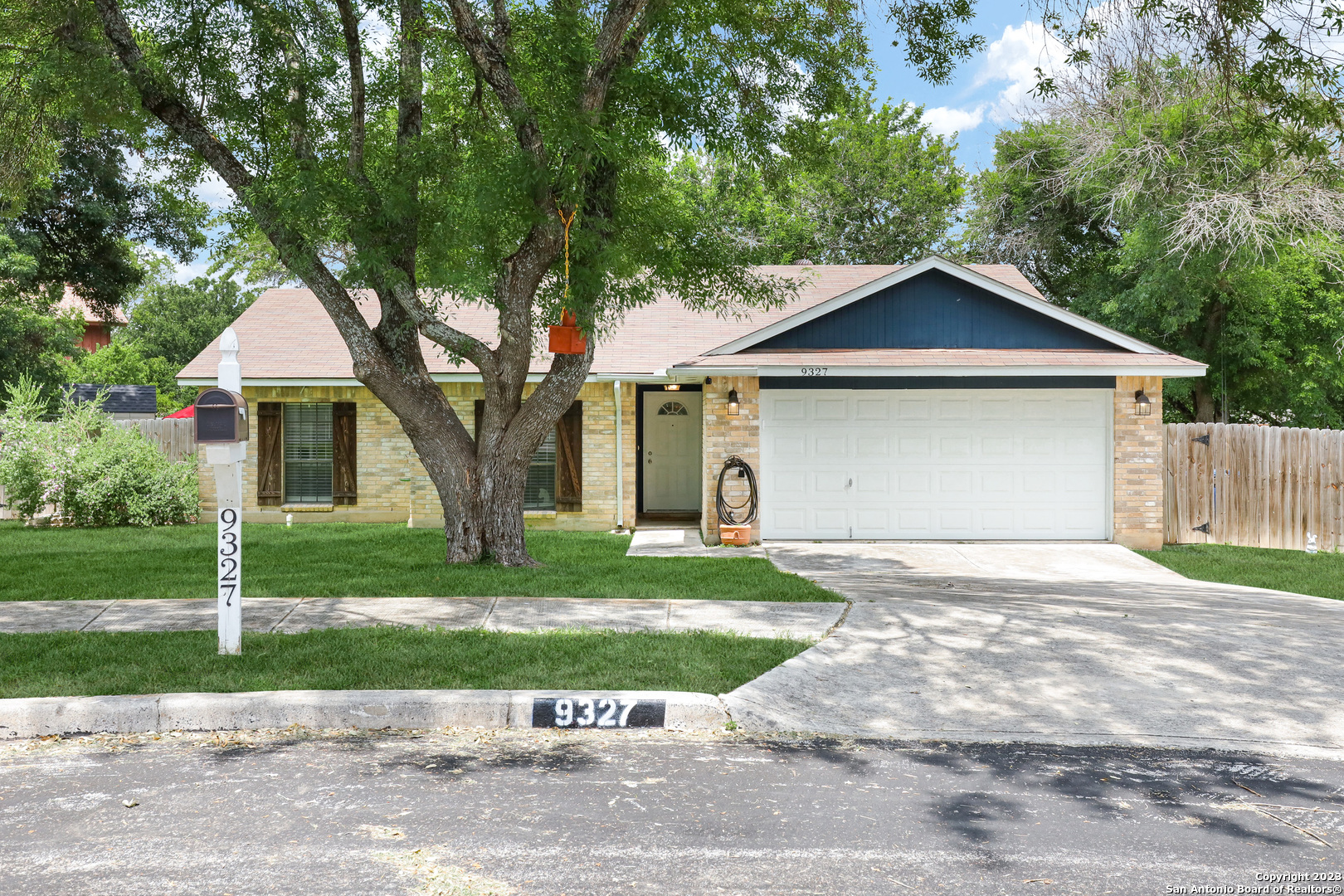 9327 Woodheather Street San Antonio TX 78254