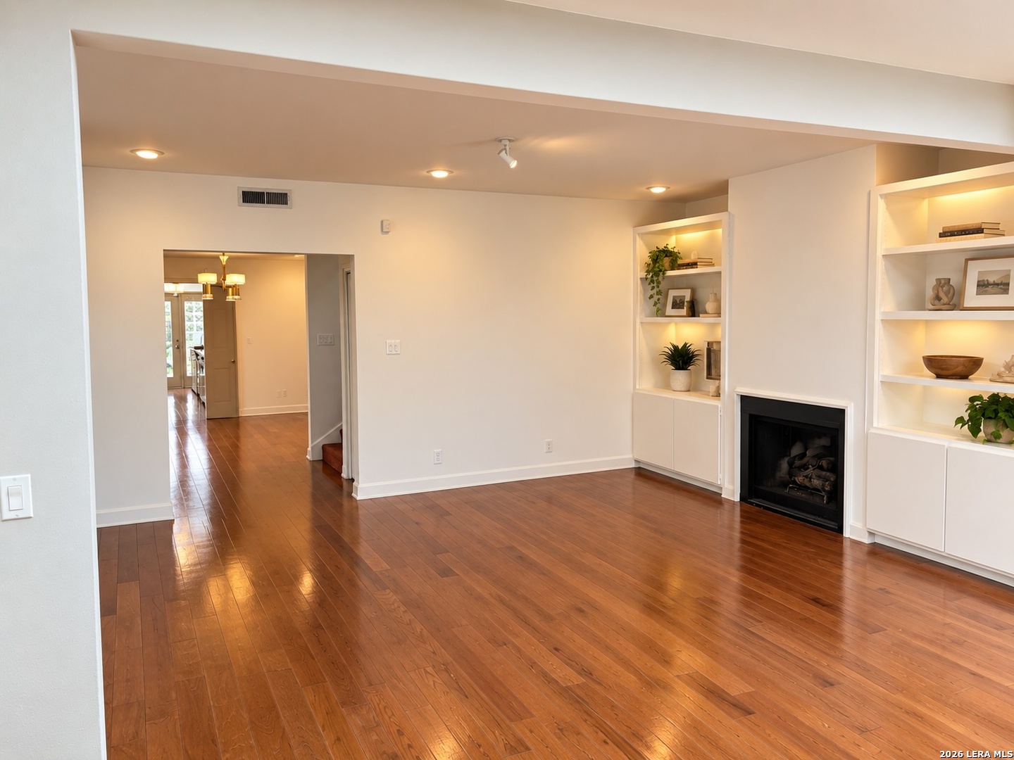 208 Grove Place Alamo Heights TX 78209
