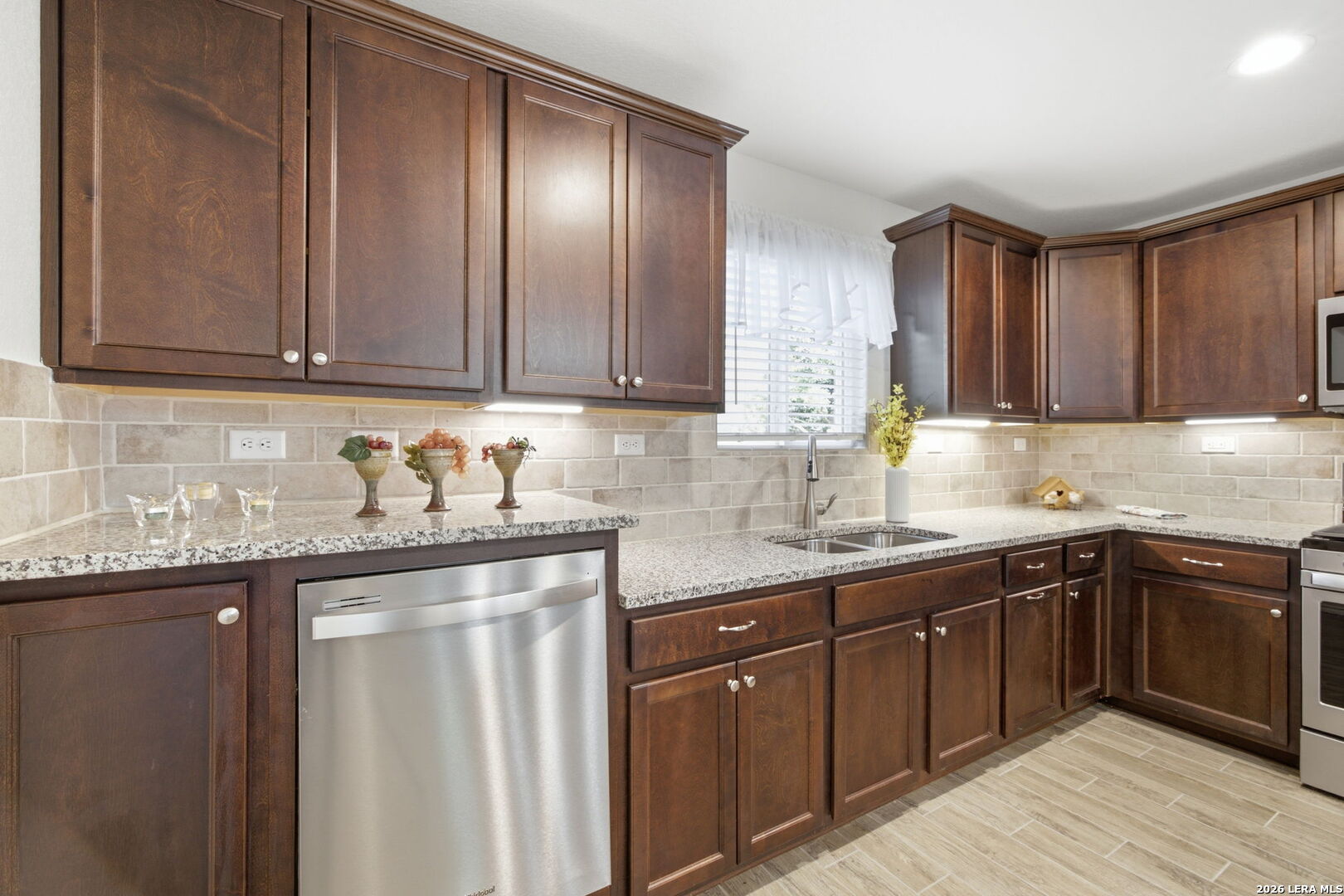 3326 Blossom Row San Antonio TX 78253
