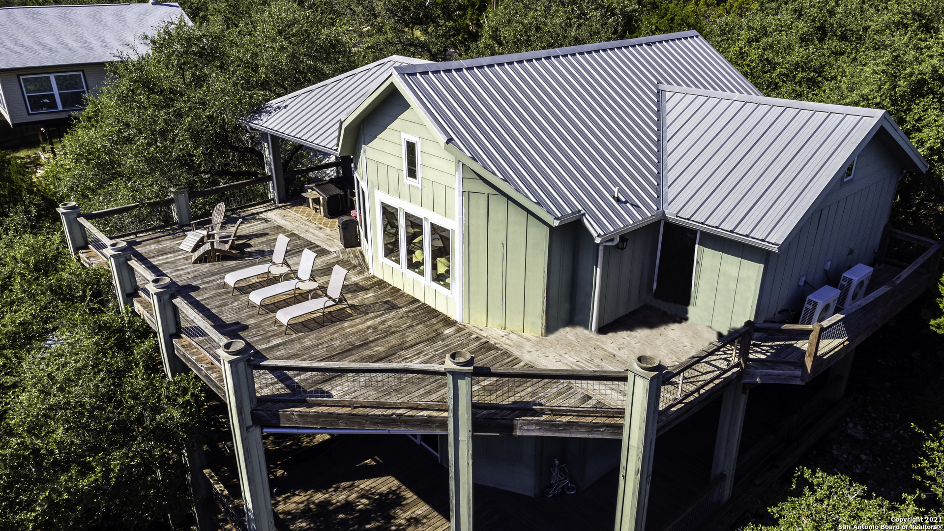1243 Hammermill Canyon Lake TX 78133
