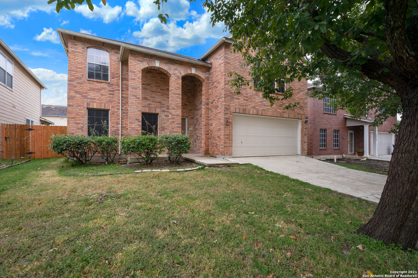3332 Whisper Bluff Schertz TX 78108