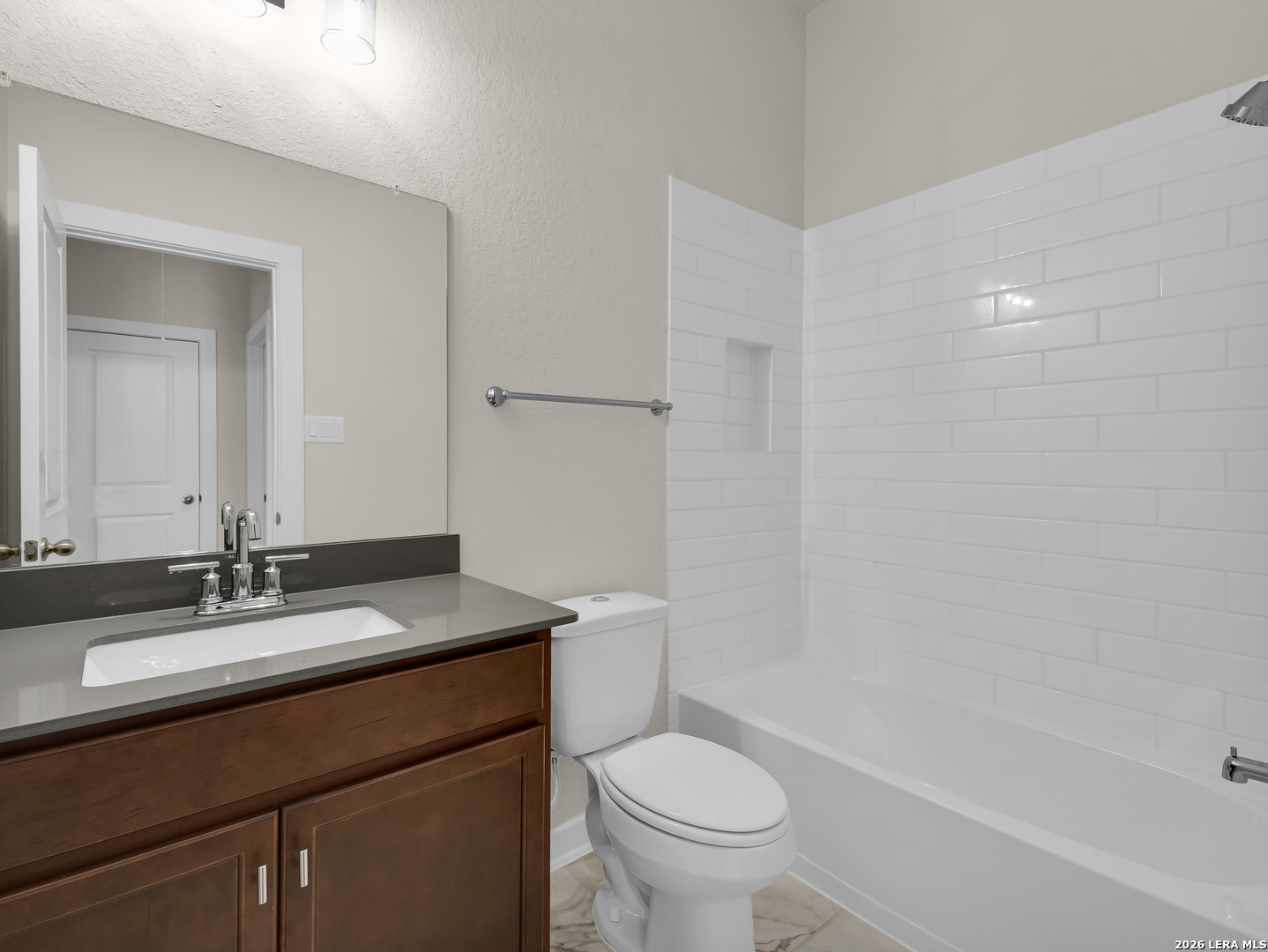 1546 Esmeralda Grove San Antonio TX 78253