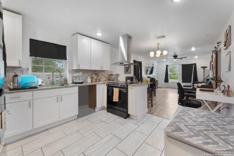 928 Hedges Street San Antonio TX 78203
