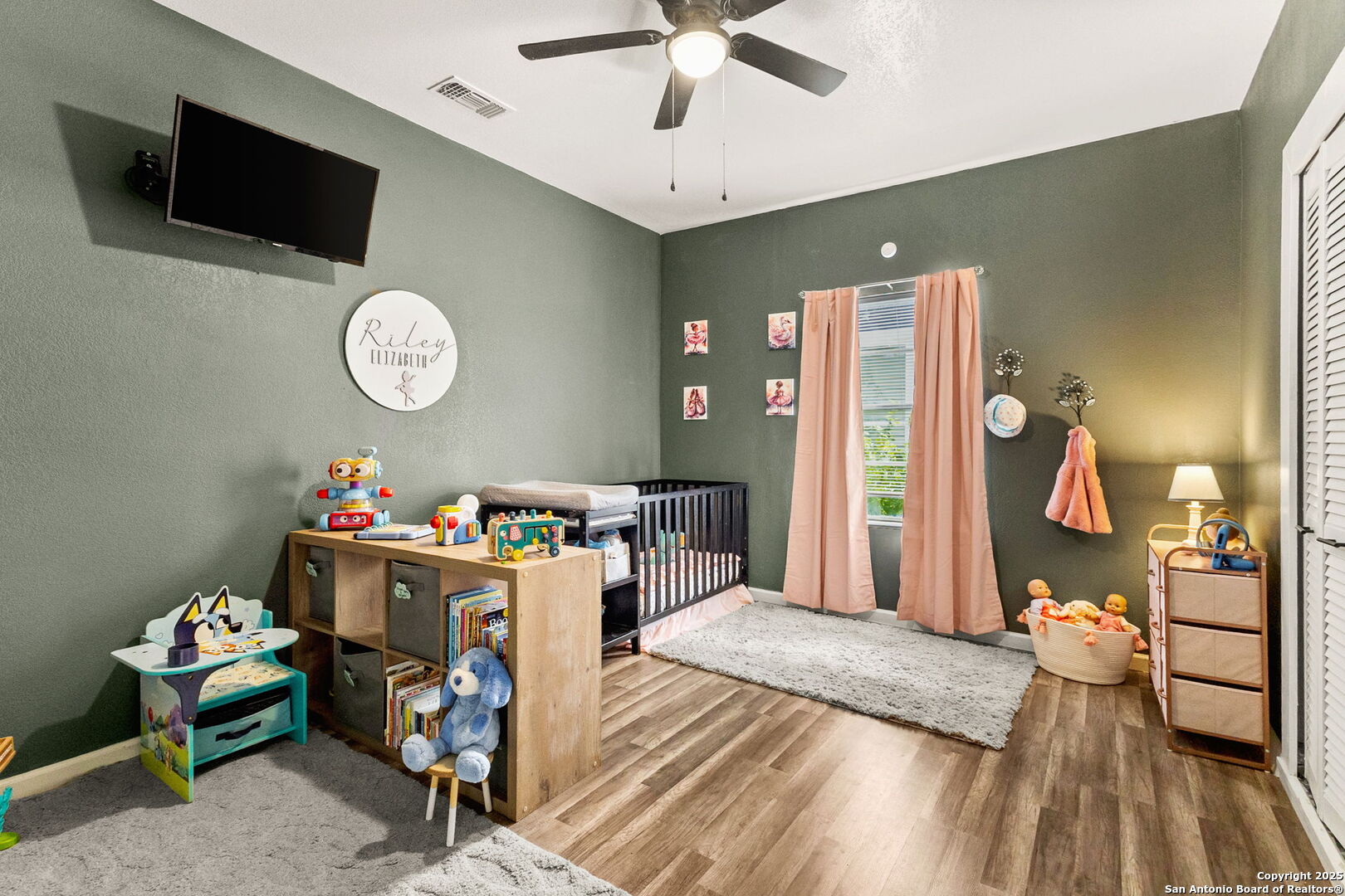114 Avenue B Converse TX 78109