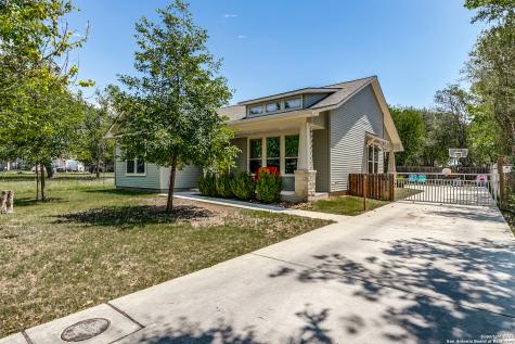 111 Aransas Pass Boerne TX 78006