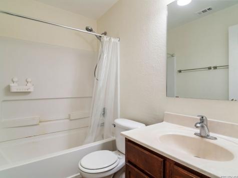244 Cactus Patch Selma TX 78154
