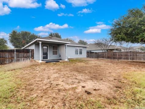 244 Cactus Patch Selma TX 78154