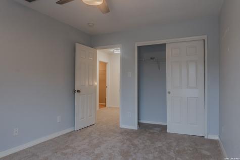 518 Candy Drive Converse TX 78109