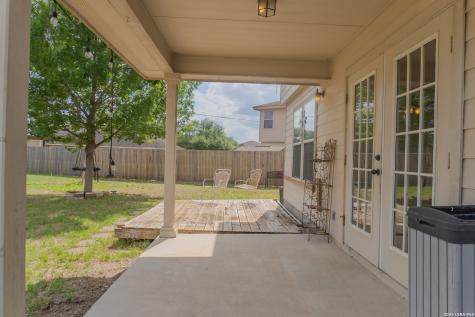 518 Candy Drive Converse TX 78109