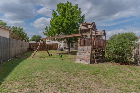 518 Candy Drive Converse TX 78109