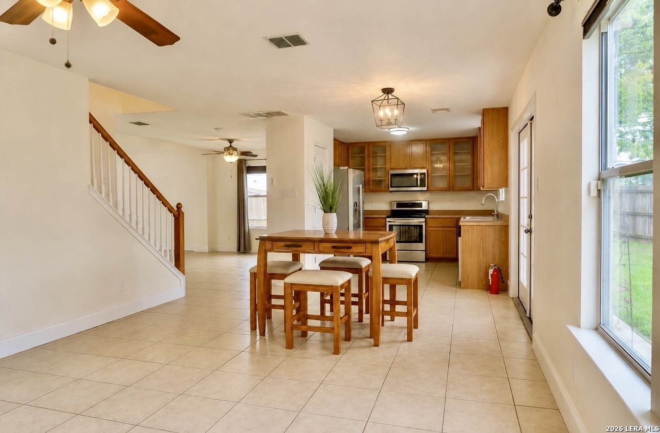 518 Candy Drive Converse TX 78109