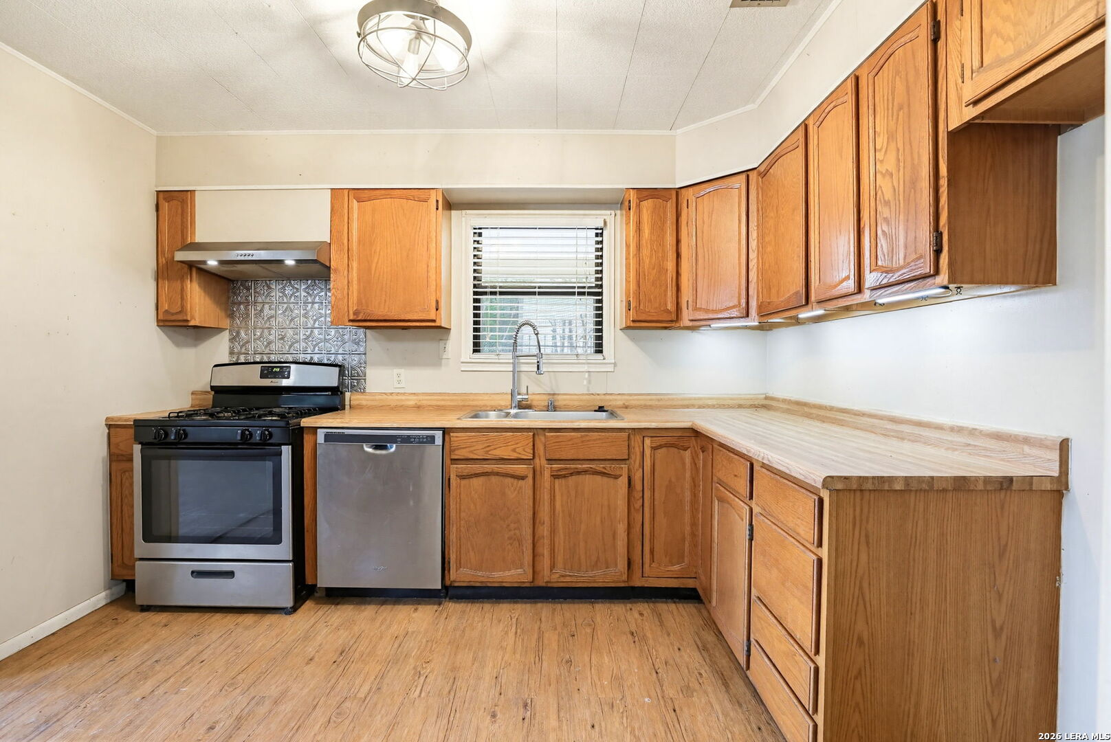 126 Howerton San Antonio TX 78223