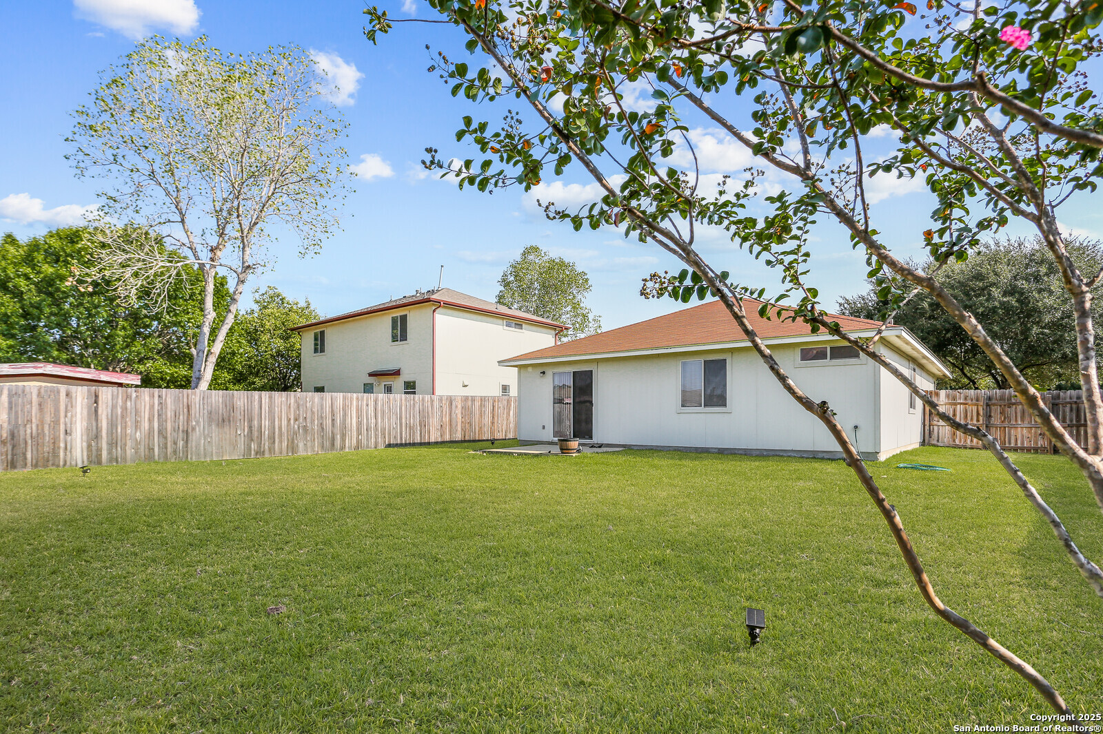 365 Leonardo Kyle TX 78640