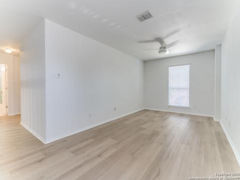 9510 Caspian Forest San Antonio TX 78254