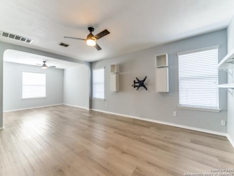 9510 Caspian Forest San Antonio TX 78254
