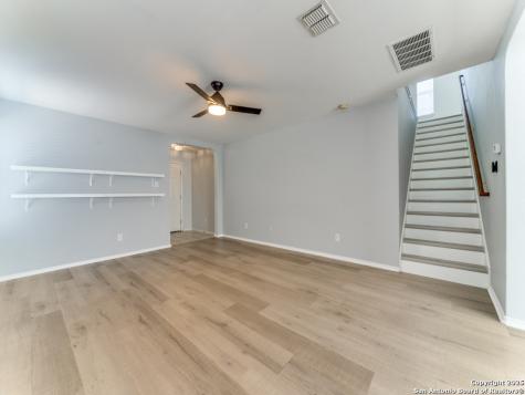 9510 Caspian Forest San Antonio TX 78254