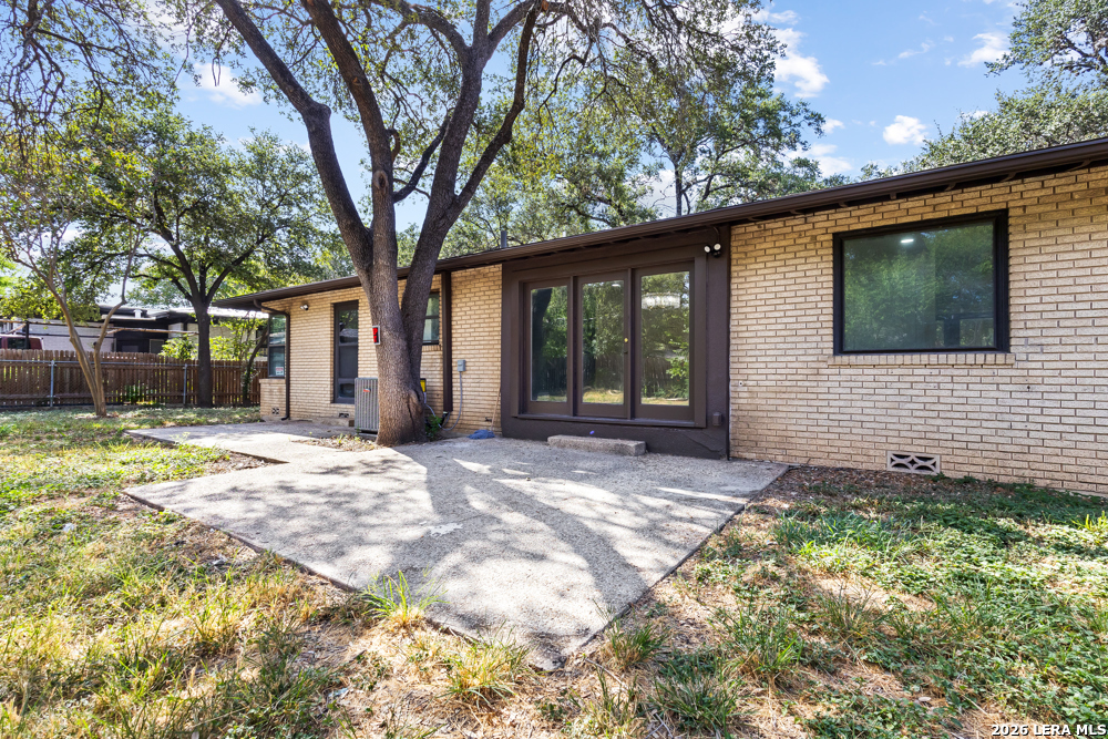 2519 W Kings Highway San Antonio TX 78228