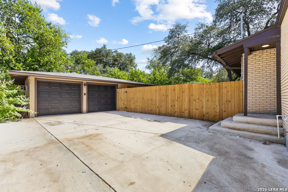 2519 W Kings Highway San Antonio TX 78228