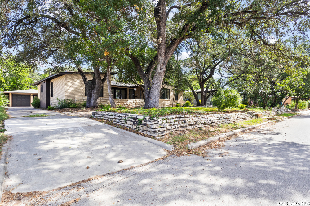 2519 W Kings Highway San Antonio TX 78228