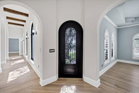 619 Legacy Ridge San Antonio TX 78260