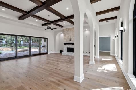 619 Legacy Ridge San Antonio TX 78260