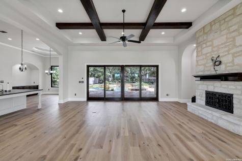 619 Legacy Ridge San Antonio TX 78260