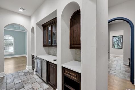 619 Legacy Ridge San Antonio TX 78260