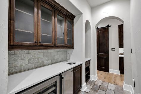 619 Legacy Ridge San Antonio TX 78260