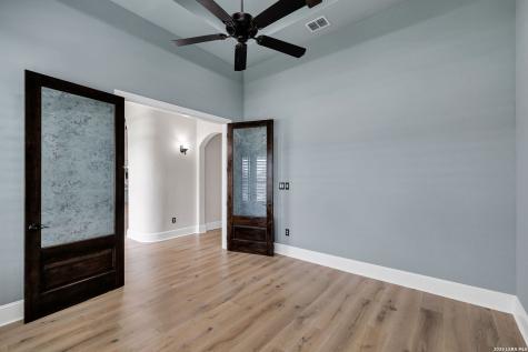 619 Legacy Ridge San Antonio TX 78260