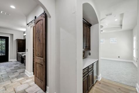 619 Legacy Ridge San Antonio TX 78260