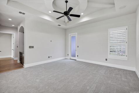619 Legacy Ridge San Antonio TX 78260