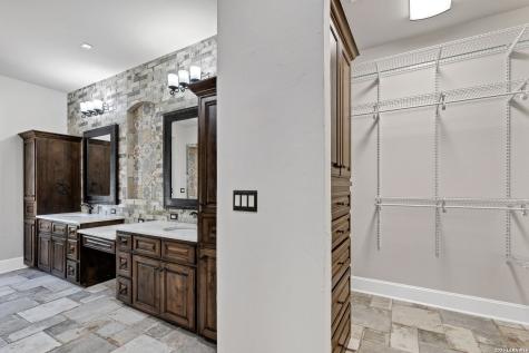 619 Legacy Ridge San Antonio TX 78260