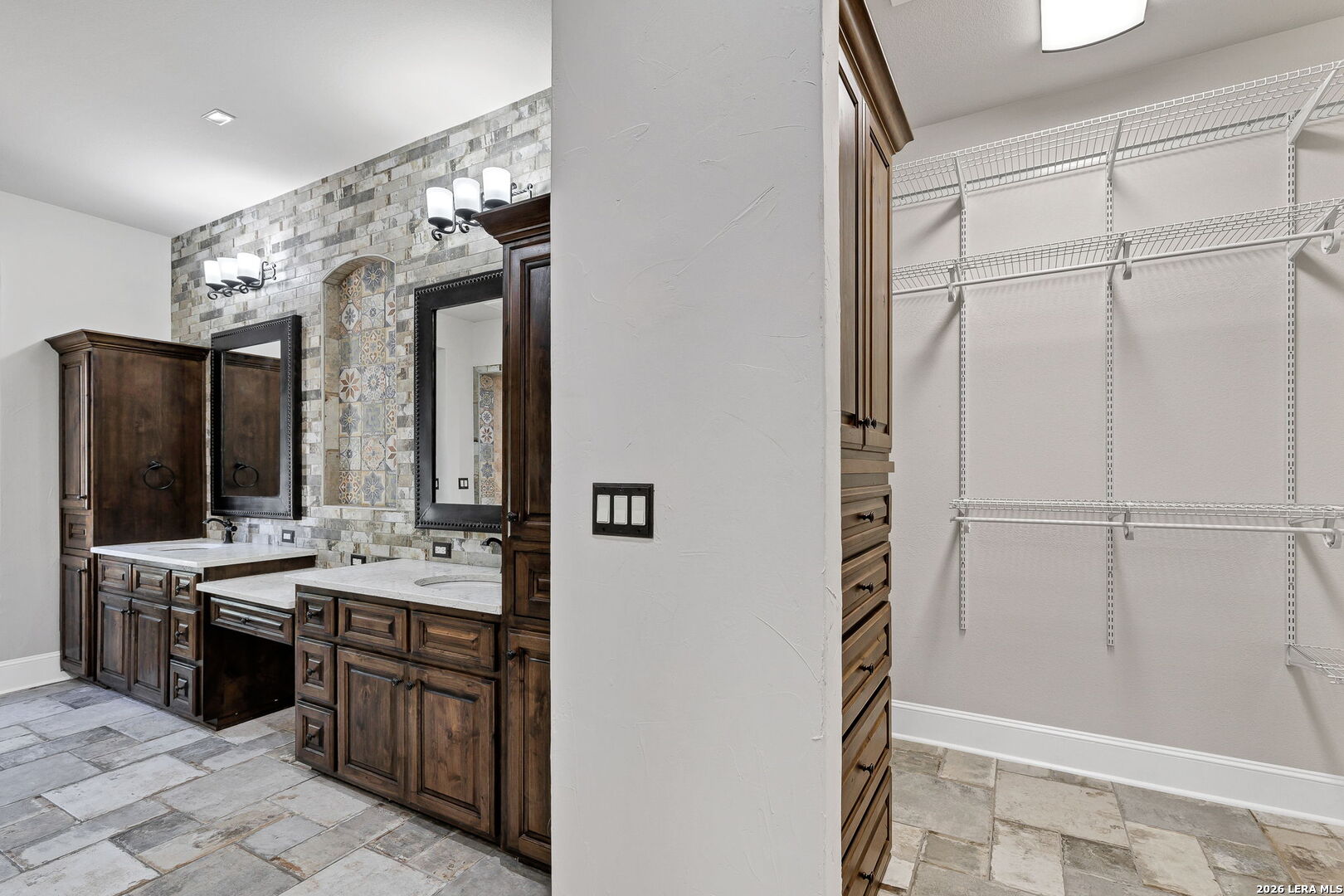 619 Legacy Ridge San Antonio TX 78260