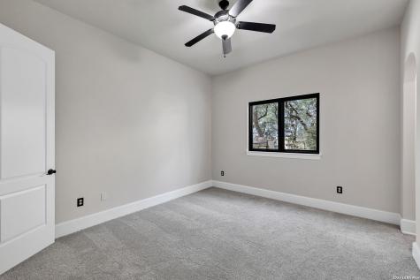 619 Legacy Ridge San Antonio TX 78260