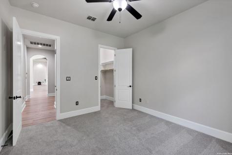 619 Legacy Ridge San Antonio TX 78260