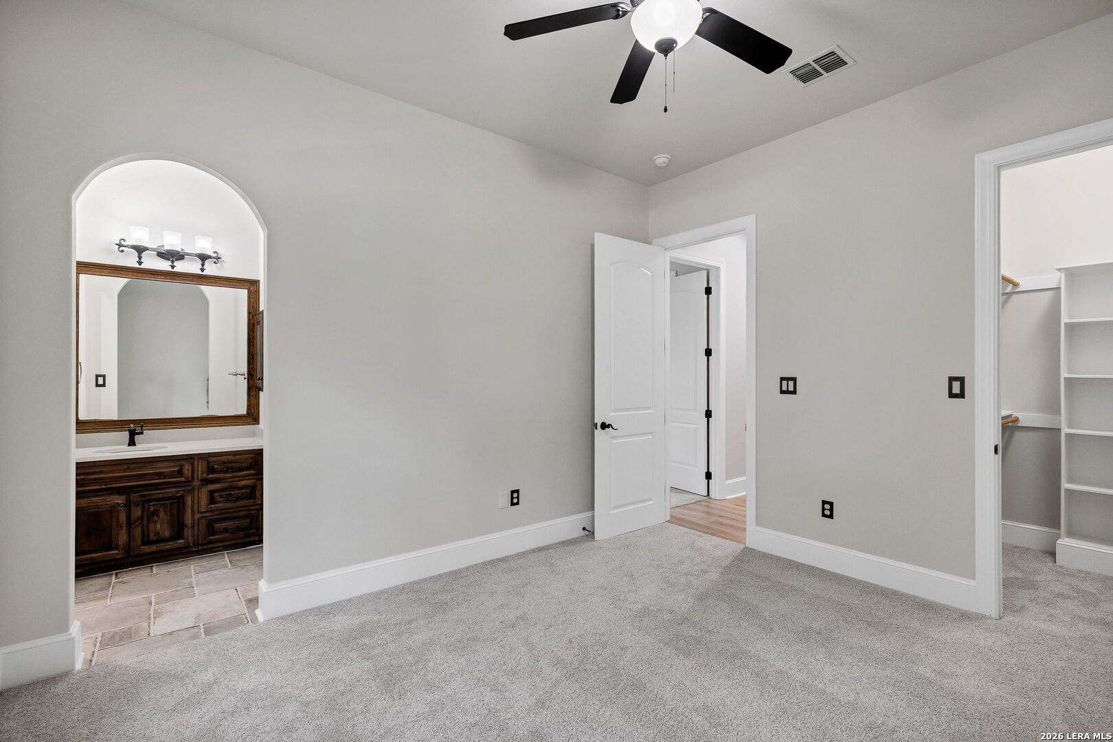 619 Legacy Ridge San Antonio TX 78260