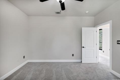 619 Legacy Ridge San Antonio TX 78260