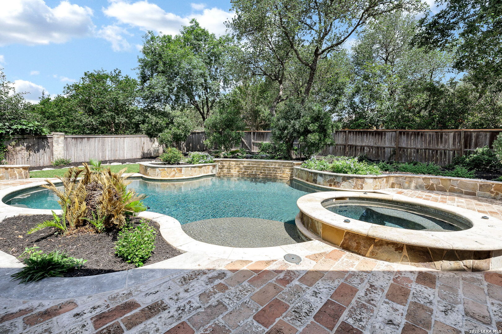 619 Legacy Ridge San Antonio TX 78260