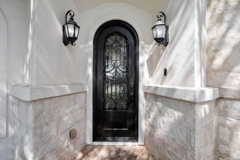 619 Legacy Ridge San Antonio TX 78260