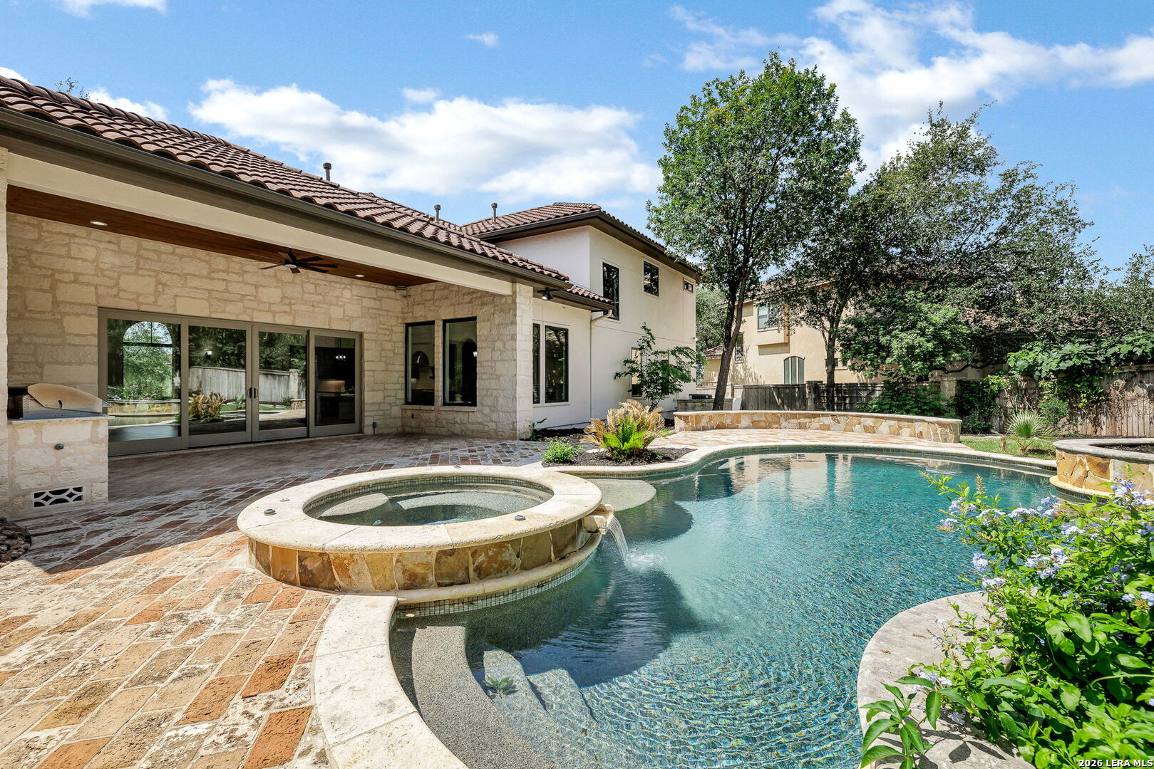 619 Legacy Ridge San Antonio TX 78260